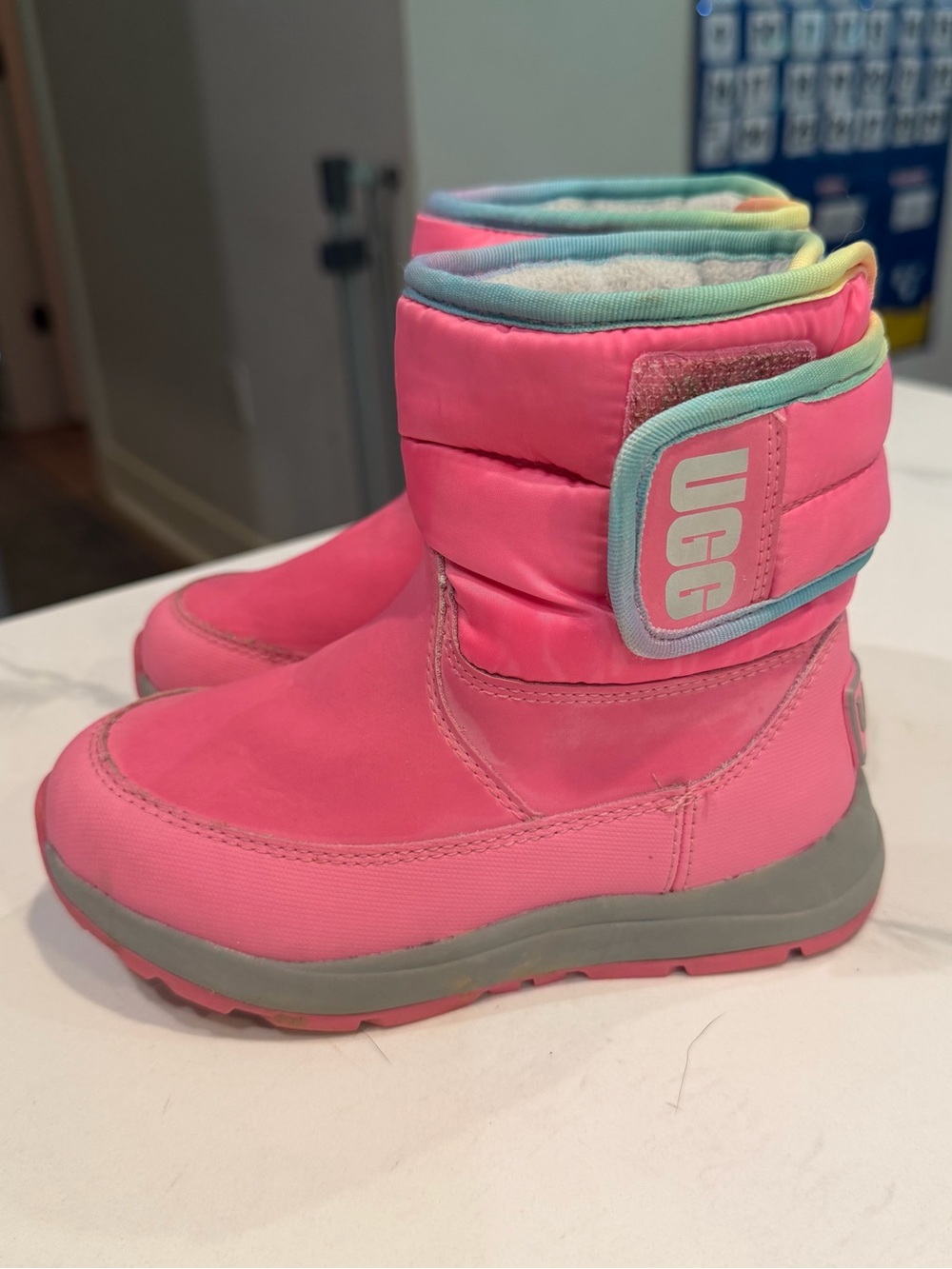 UGG girls 10T boots